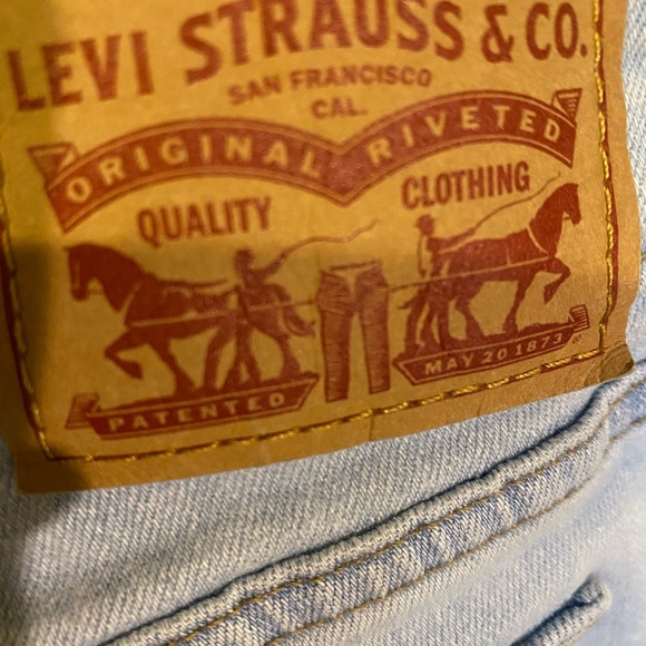 Ladies Levi jeans, size 30 skinny - Picture 3 of 3
